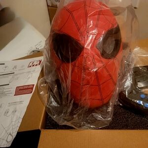 Spiderman 3.0 Box in Black and Red